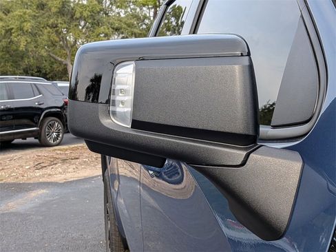 New 2026 GMC Sierra 1500 Elevation w/ Elevation Premium Package image 10