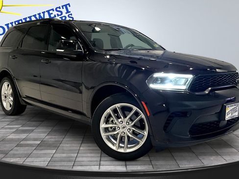Used 2024 Dodge Durango GT AWD/4WD image 3