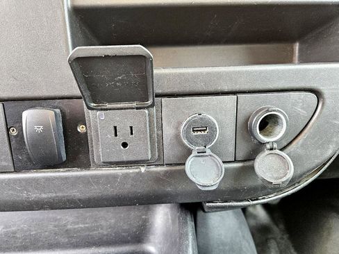 Used 2021 Chevrolet Express 3500 w/ Power Convenience Package image 39