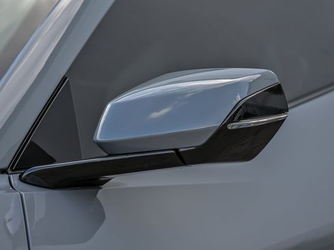 Used 2025 Chevrolet Corvette Stingray Preferred Cpe w/ Stealth Interior Trim Package RWD image 10