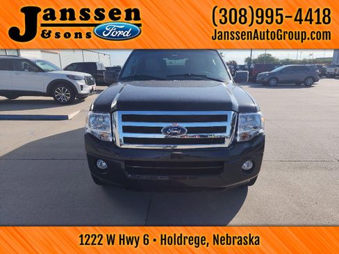 Used 2010 Ford Expedition EL XLT image 3