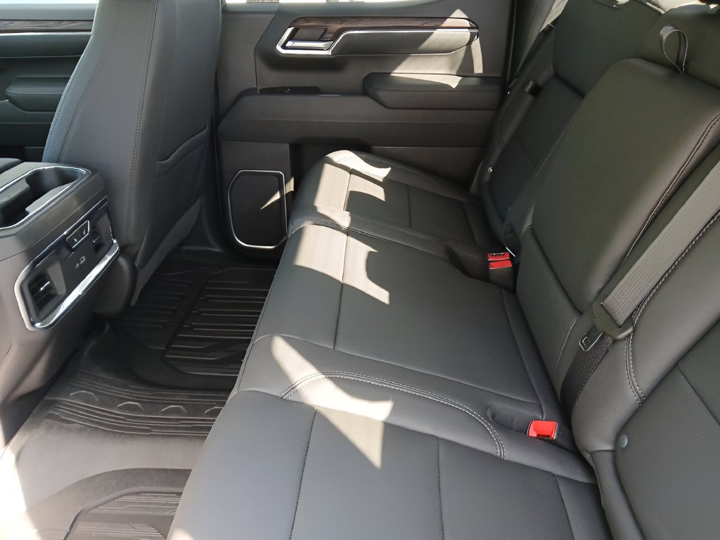 New 2026 GMC Sierra 1500 SLT w/ SLT Convenience Package RWD image 19