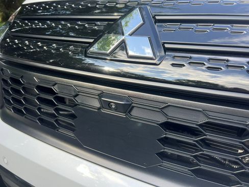 Used 2024 Mitsubishi Outlander SE Black Edition AWD/4WD image 66