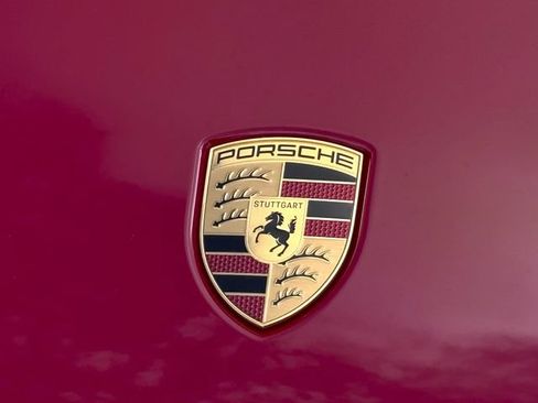 Certified 2025 Porsche Cayenne Coupe AWD/4WD image 32