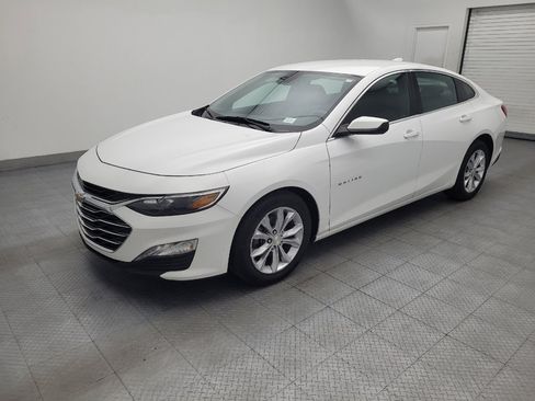 Used 2024 Chevrolet Malibu LT FWD image 2