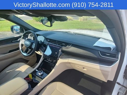 Certified 2024 Jeep Grand Cherokee Limited 4xe AWD/4WD image 45
