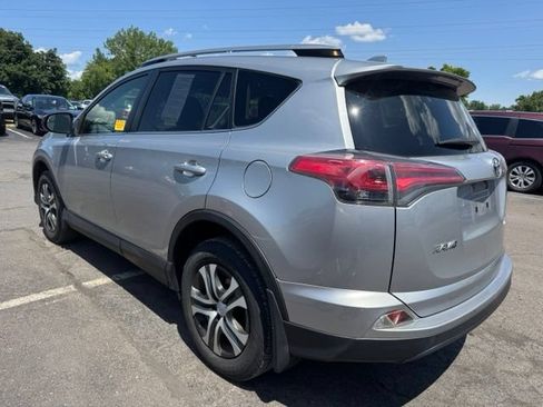 Used 2018 Toyota RAV4 LE w/ All Weather Liner Package AWD/4WD image 4
