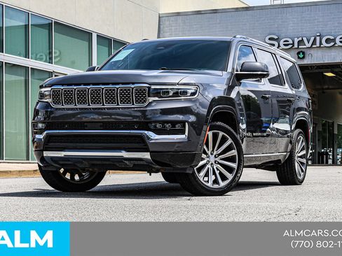 Used 2022 Jeep Grand Wagoneer Series II w/ Convenience Group III AWD/4WD image 2