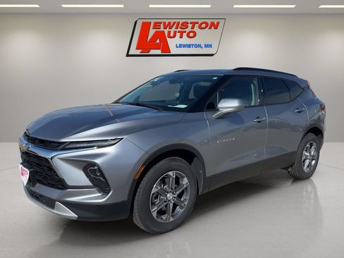 Certified 2025 Chevrolet Blazer LT w/ Convenience Package AWD/4WD image 1