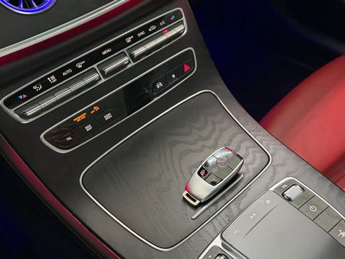 Used 2022 Mercedes-Benz E 450 Coupe image 25