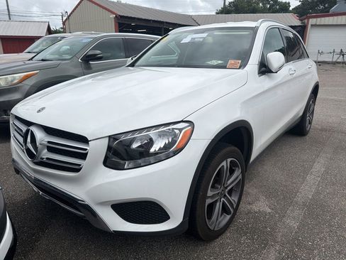 Used 2019 Mercedes-Benz GLC 300 image 1