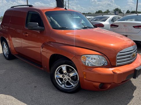 Used 2008 Chevrolet HHR LS FWD image 3