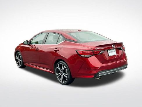 Used 2022 Nissan Sentra SR w/ Electronics Package FWD image 4