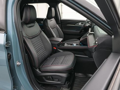 Certified 2025 Ford Explorer ST-Line w/ Premium Package AWD/4WD image 26