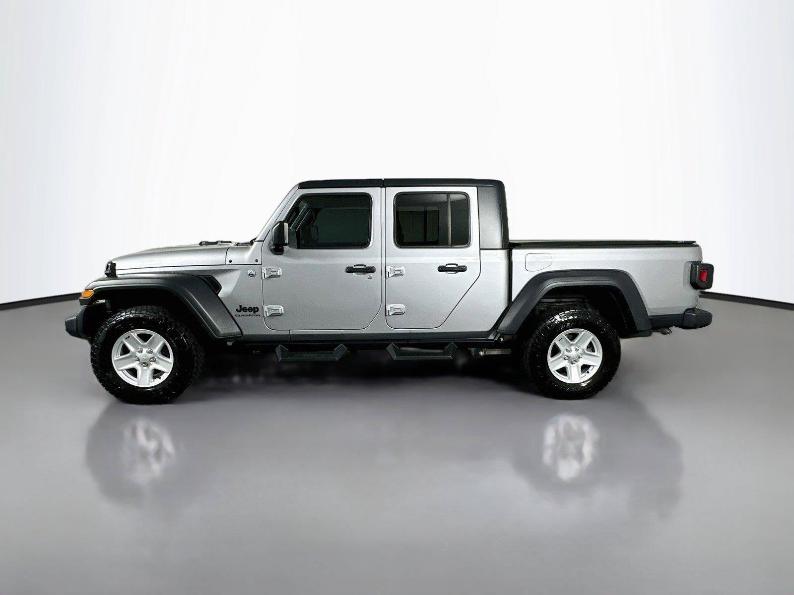 Used 2020 Jeep Gladiator Sport w/ Quick Order Package 24S AWD/4WD image 8