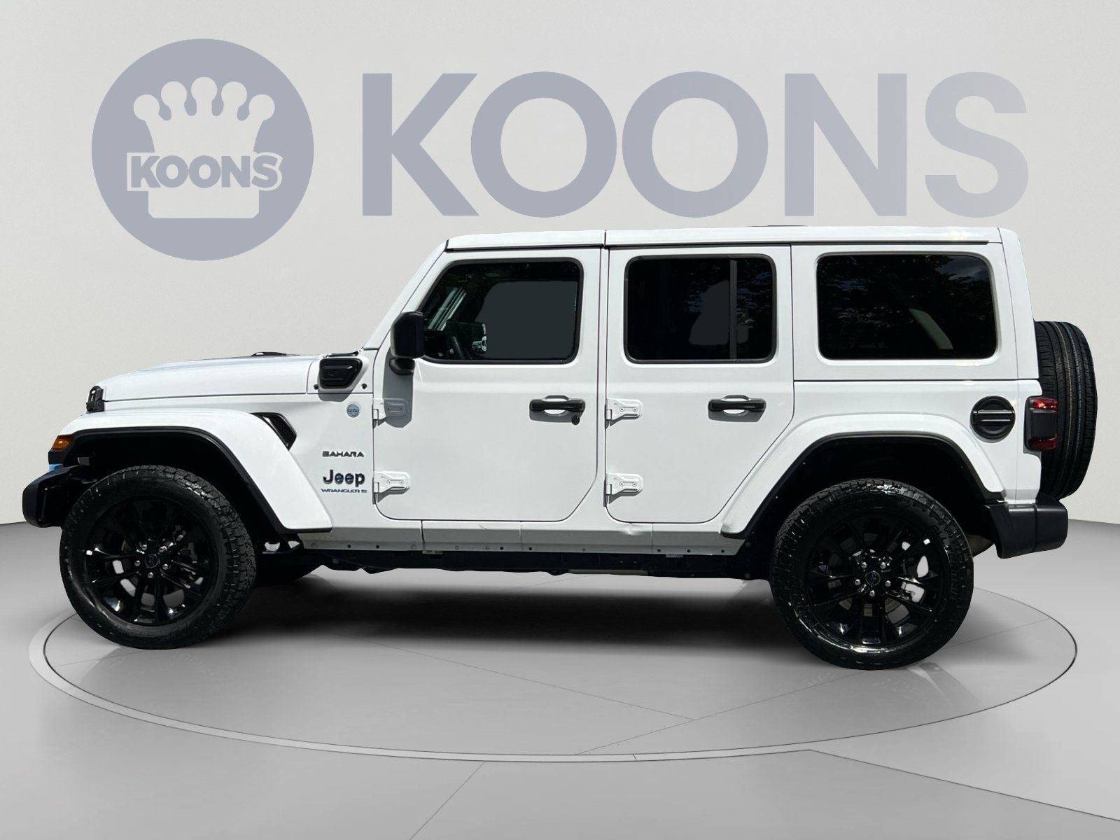 Used 2024 Jeep Wrangler Unlimited Sahara AWD/4WD image 7