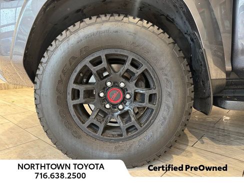 Used 2023 Toyota 4Runner TRD Off-Road Premium w/ Off Road Premium Plus Package AWD/4WD image 13