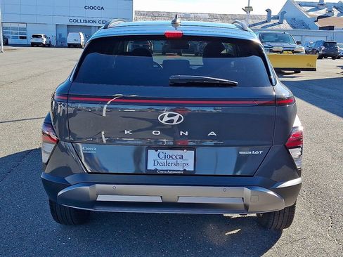 Used 2024 Hyundai Kona Limited image 8
