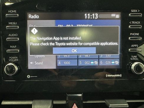 Used 2022 Toyota Camry SE image 30