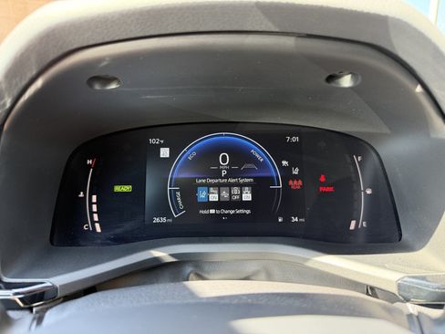 Used 2025 Toyota Camry LE FWD image 18