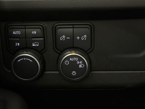 Used 2021 Chevrolet Tahoe LT image 24