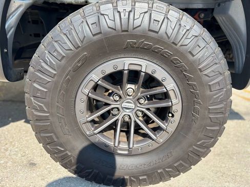 Used 2019 Ford F150 Raptor w/ Equipment Group 802A Luxury AWD/4WD image 10