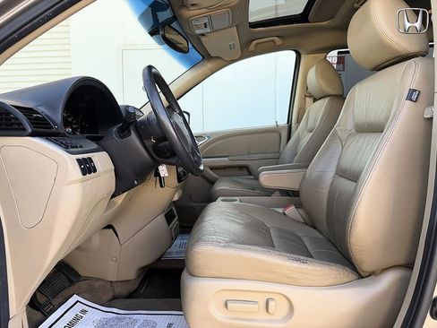 Used 2010 Honda Odyssey Touring image 10