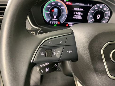 Used 2024 Audi Q5 e Premium Plus image 8