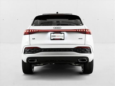 New 2025 Audi Q5 Premium Plus image 4