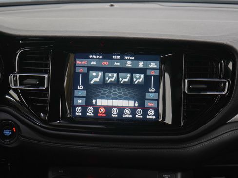 Used 2023 Dodge Durango SXT Launch Edition AWD/4WD image 16