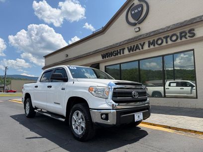 Used 2015 Toyota Tundra SR5 w/ SR5 Upgrade Package