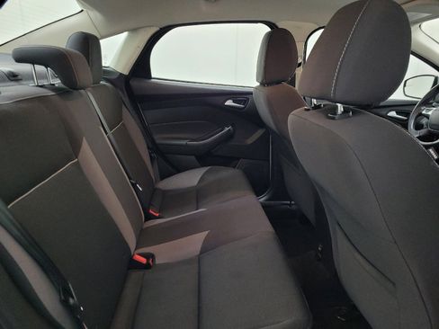 Used 2014 Ford Focus SE image 19