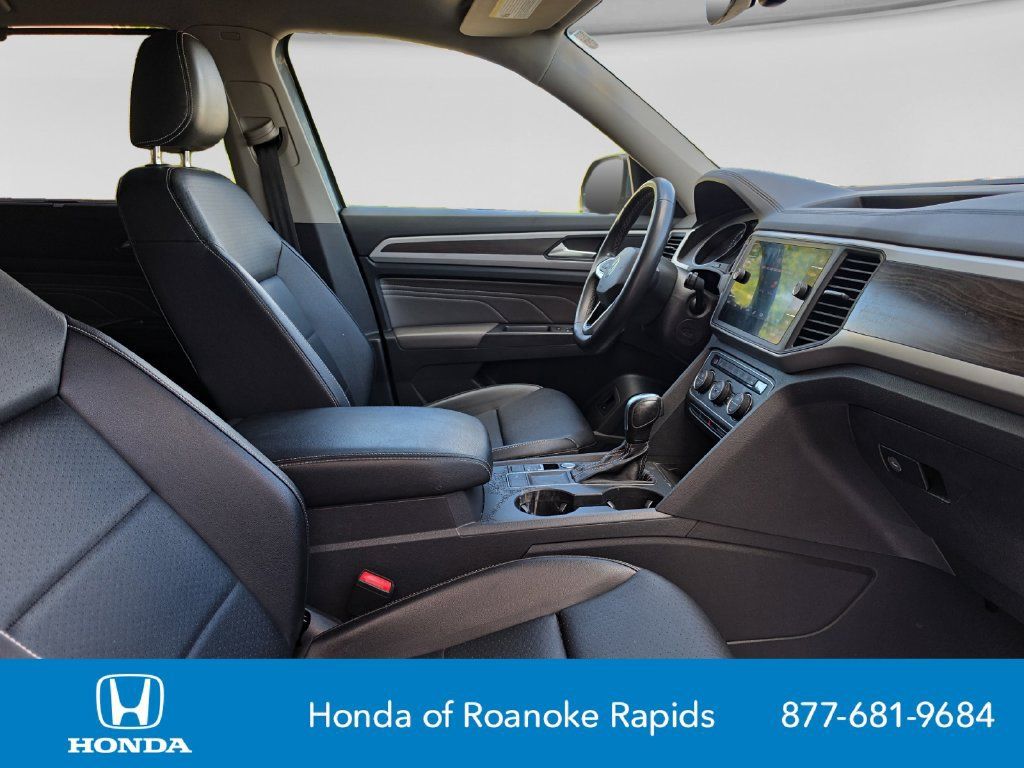 Used 2021 Volkswagen Atlas SE FWD image 17