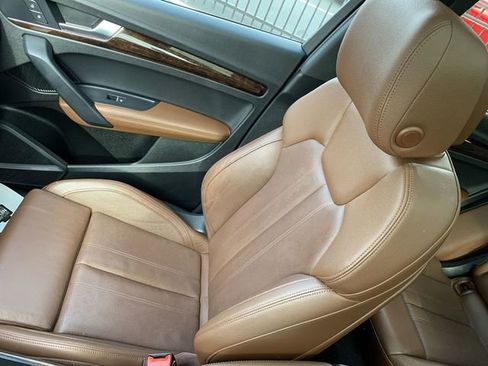 Used 2019 Audi Q5 2.0T Premium Plus w/ Premium Plus Package image 30