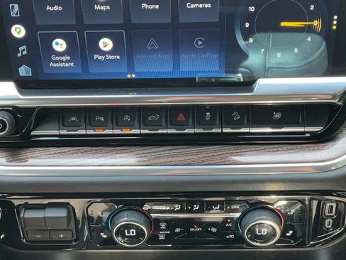 Certified 2022 Chevrolet Silverado 1500 RST w/ All Star Edition Plus AWD/4WD image 14
