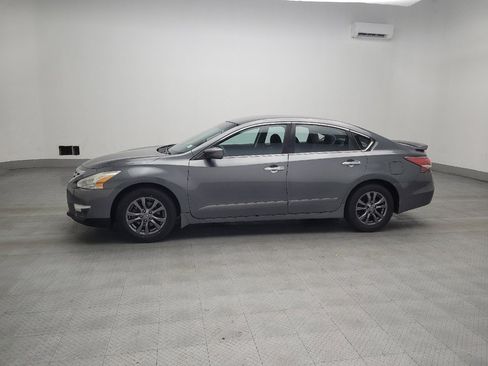 Used 2015 Nissan Altima 2.5 S w/ Special Edition Package image 2