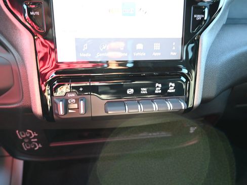 New 2025 RAM 2500 Tradesman image 18