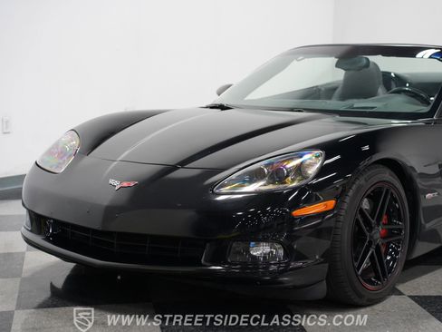 Used 2008 Chevrolet Corvette Convertible w/ Preferred Equipment Group image 18