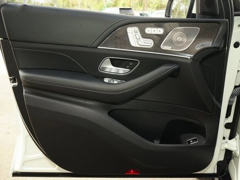 Used 2022 Mercedes-Benz GLS 63 AMG 4MATIC image 19