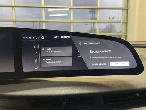Used 2023 Lucid Air Touring AWD/4WD image 24