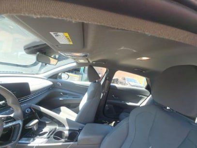 Used 2023 Hyundai Elantra SEL w/ Convenience Package FWD image 16