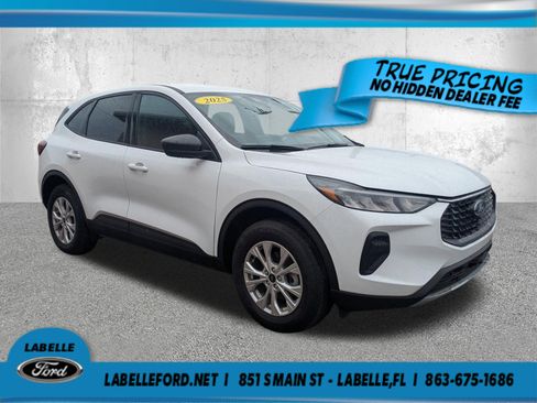 Used 2025 Ford Escape Active w/ Tech Pack #1 AWD/4WD image 1