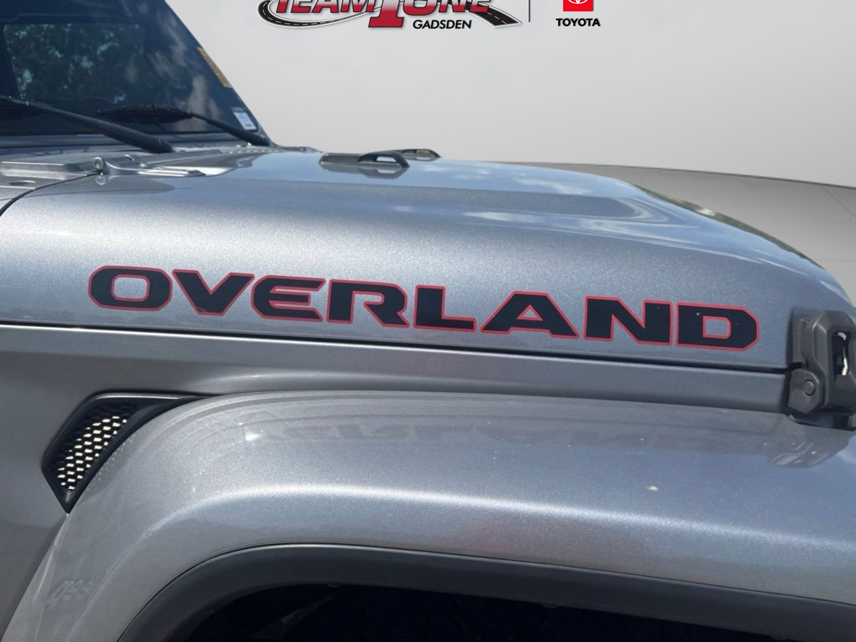 Used 2020 Jeep Gladiator Overland AWD/4WD image 30