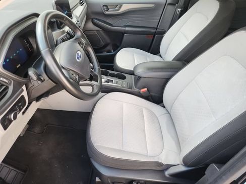 Used 2024 Ford Escape Active FWD image 10