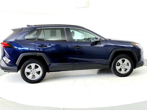 Used 2024 Toyota RAV4 XLE w/ Convenience Package AWD/4WD image 6