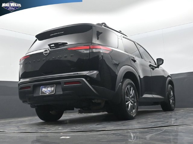 Used 2023 Nissan Pathfinder SV w/ Black Appearance Package FWD image 23
