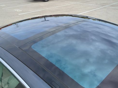 Used 2018 Tesla Model S 75D AWD/4WD image 25