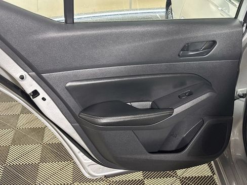 Used 2024 Nissan Altima 2.5 SV AWD/4WD image 18
