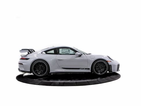 New 2026 Porsche 911 GT3 image 8