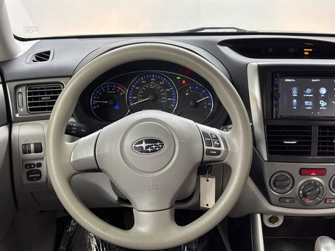 Used 2011 Subaru Forester 2.5X w/ Alloy Wheel Value Pkg image 11